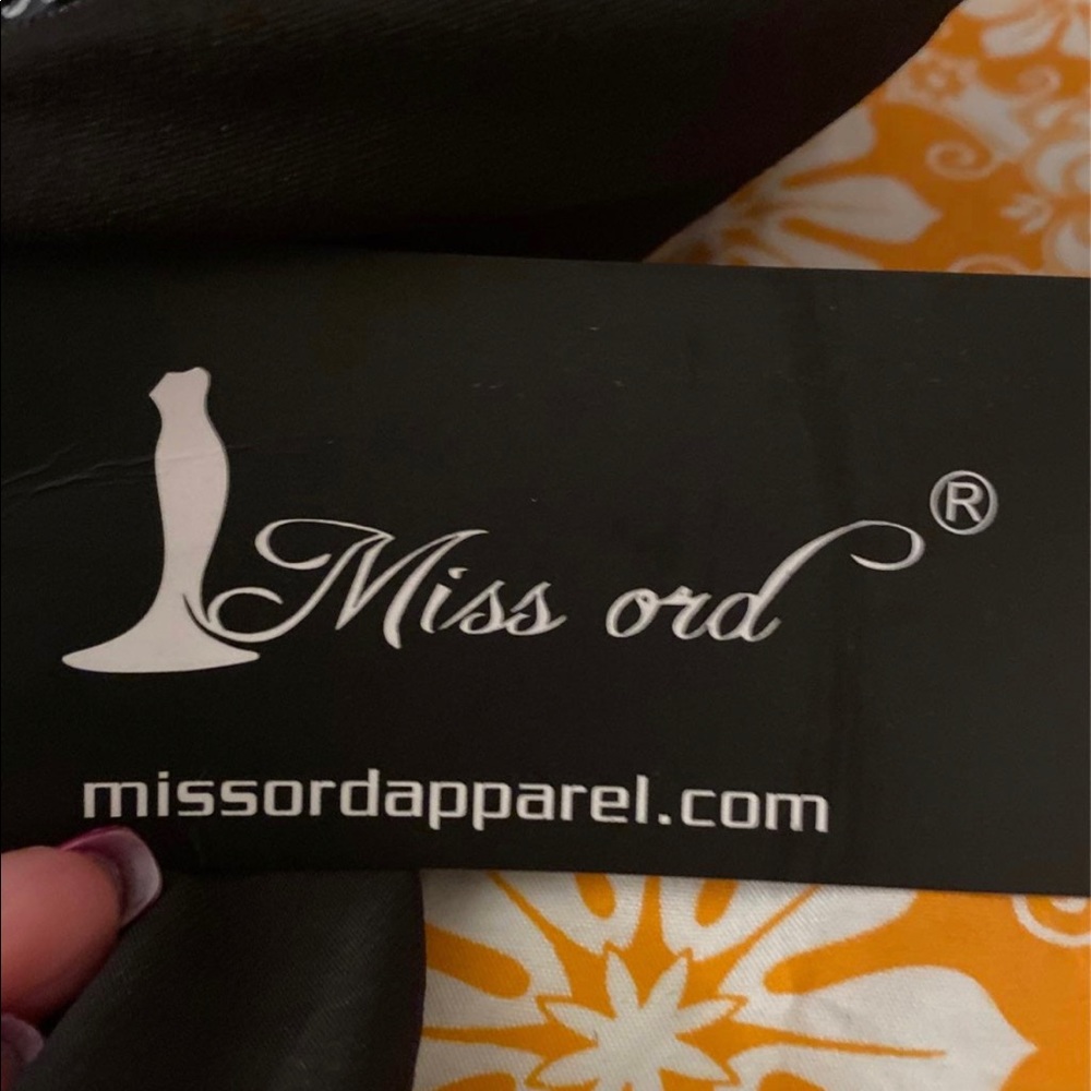 Very beautiful dress for a wedding, prom or a sweet sixteen